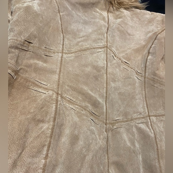 Vintage 90’s/y2k genuine leather tan jacket with clasp - Picture 6 of 13